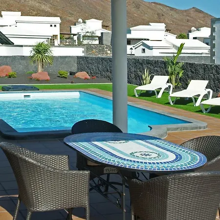 Esterlicia Playa Blanca (Lanzarote)