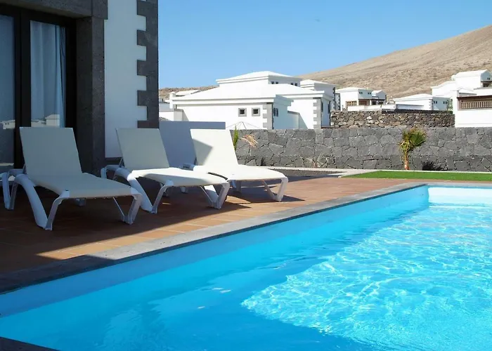 Esterlicia Villa Playa Blanca